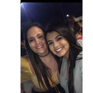 Meet your Posher, Desarae